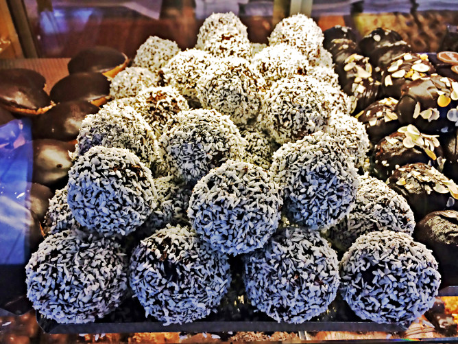 Swedish chocolate balls